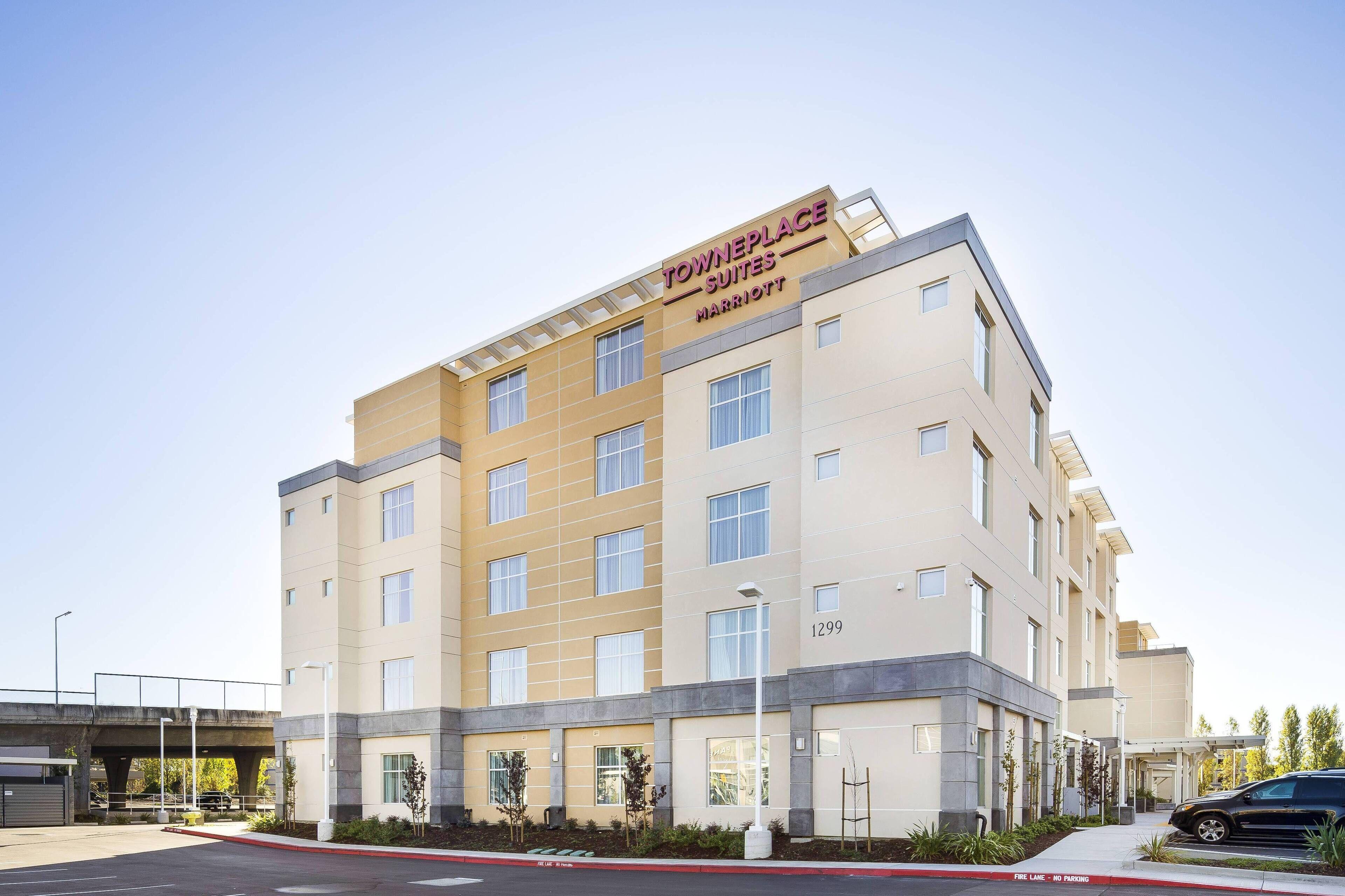 4 Central Hotels Near Tidelands Park Worth Booking in San Mateo