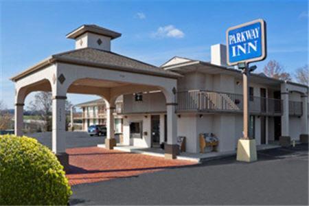 8 Best Motels in the Appalachian Mountains for Every Budget
