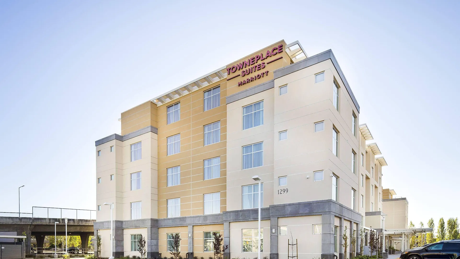 4 Central Hotels Near Tidelands Park Worth Booking in San Mateo