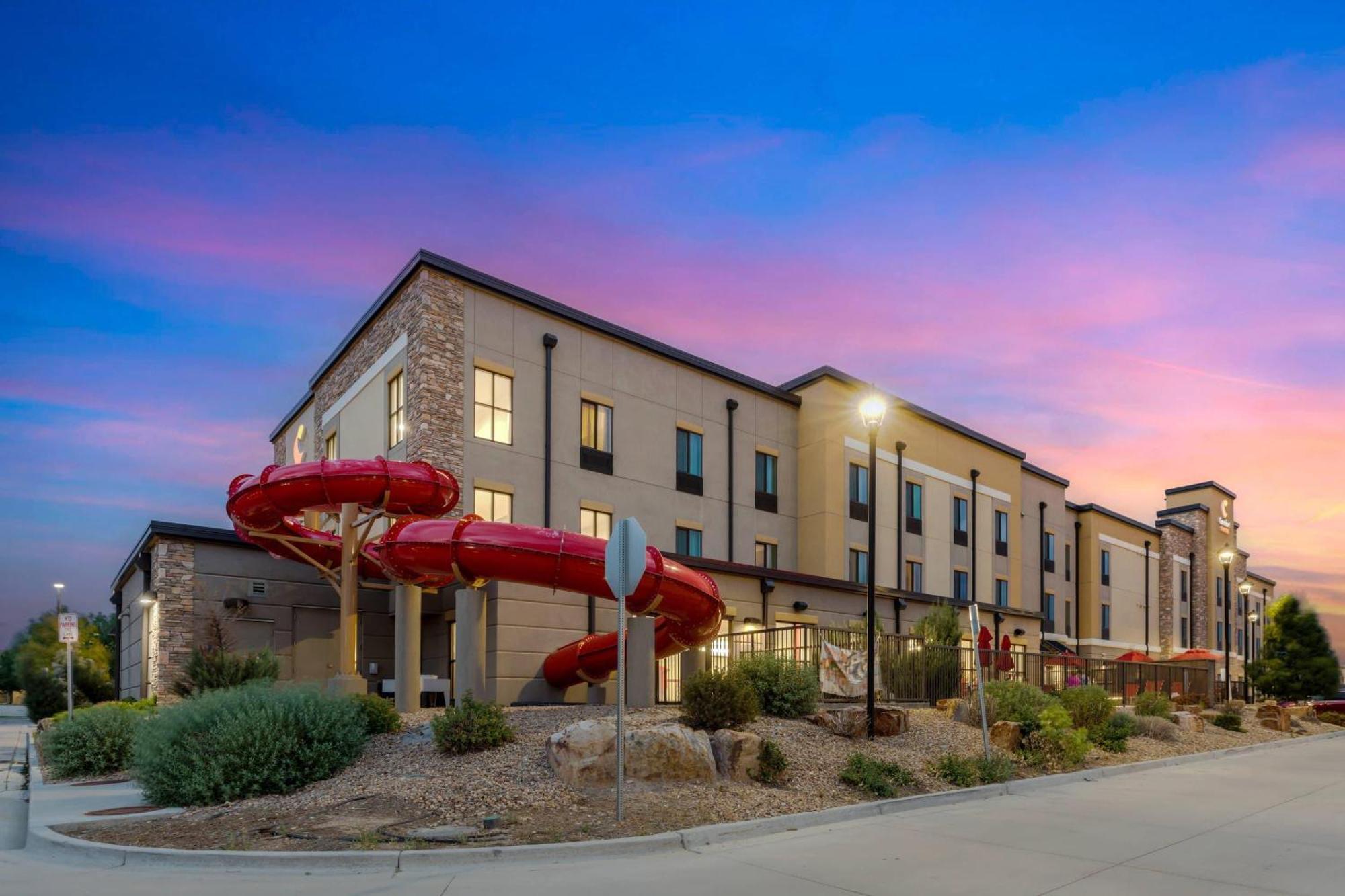 7 Smart Business Hotels Near Rocky Mountain National Park Worth Booking