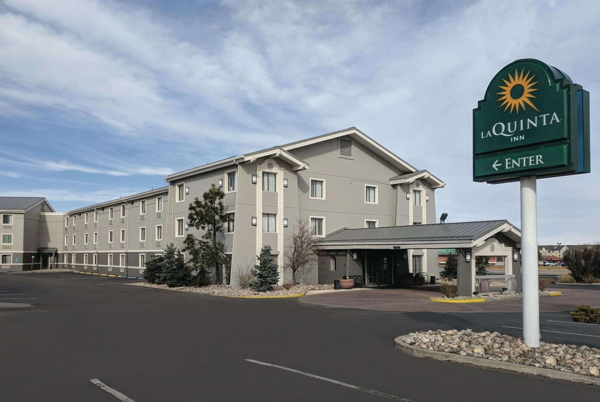 9 Best Airport Hotels in Wyoming for Stress-Free Stays