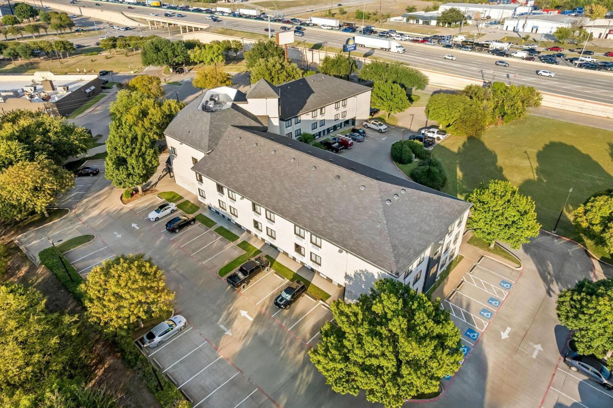 4 Budget Hotels Near Lemmon Park Dallas That Deliver Value
